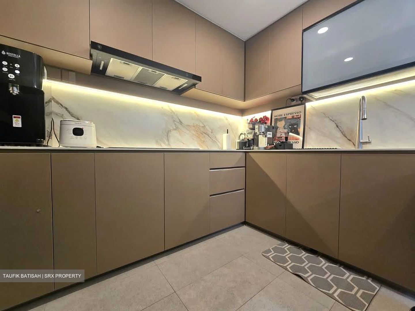 Palm Gardens (D23), Condominium #572049701